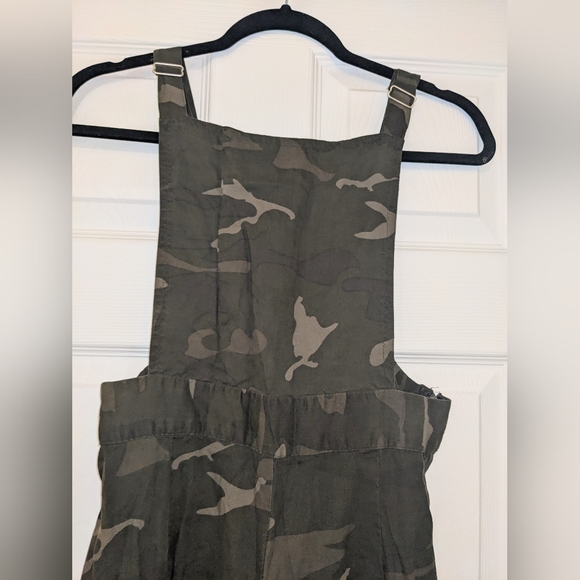 MOON ORCHID Camouflage Jumper Size Large - Picture 3 of 9